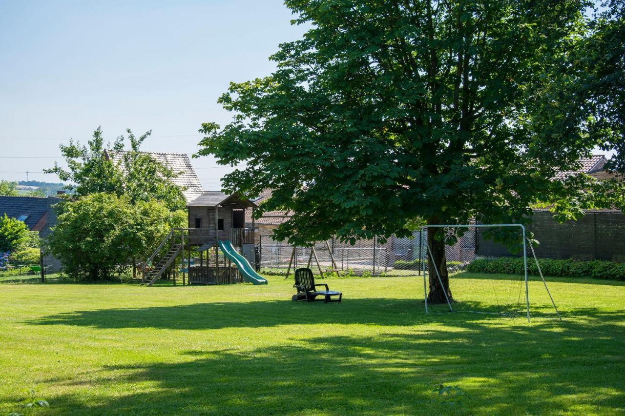 B&B De Oude Winning Riemst Exteriör bild