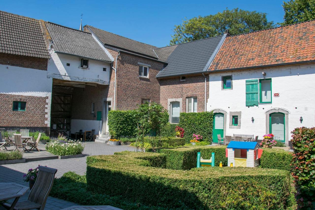 B&B De Oude Winning Riemst Exteriör bild